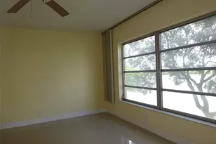 2801 N Palm Aire Dr, Pompano Beach, FL 33069 - Photo 24