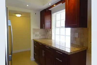 2801 N Palm Aire Drive #308, Pompano Beach, FL 33069 - Photo 6