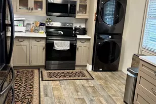 501 SW 11th Pl, Boca Raton, FL 33432 - Photo 1