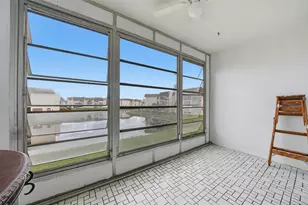 8951 Sunrise Lakes Blvd, Sunrise, FL 33322 - Photo 36