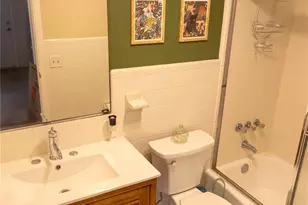 1900 NE 8th Ct, Fort Lauderdale, FL 33304 - Photo 4