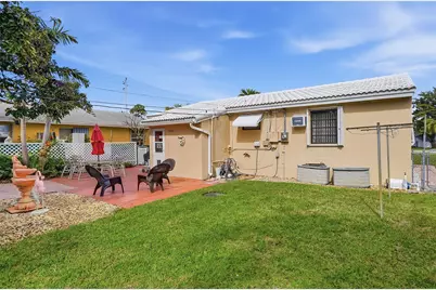 2126 Taft Street, Hollywood, FL 33020 - Photo 30