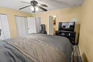 6006 NW 3rd St, Margate, FL 33063 - Photo 2