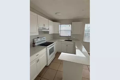 1235 W River Drive, Margate, FL 33063 - Photo 4