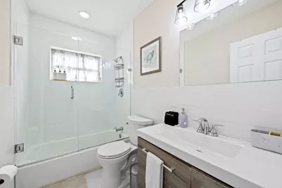 1724 36th Court, Oakland Park, FL 33309 - Photo 16