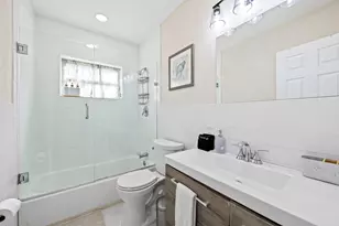 1724 36th Ct, Fort Lauderdale, FL 33309 - Photo 16