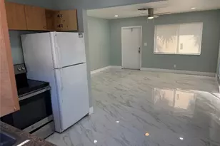 218 SW 1st Ct, Pompano Beach, FL 33060 - Photo 6