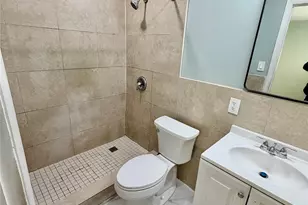 218 SW 1st Ct, Pompano Beach, FL 33060 - Photo 16