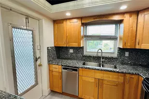 651 Pine Dr, Pompano Beach, FL 33060 - Photo 14