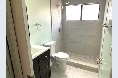 817 E Palm Run Drive, Pompano Beach, FL 33068 - Photo 6