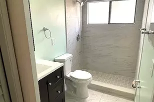 817 E Palm Run Dr, Pompano Beach, FL 33068 - Photo 6