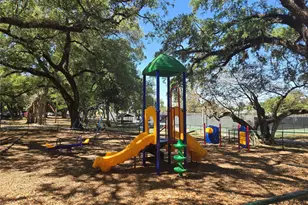 9531 S Seagrape Dr, Davie, FL 33324 - Photo 46