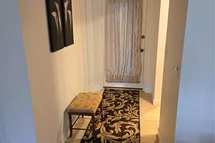 9531 S Seagrape Dr, Davie, FL 33324 - Photo 10