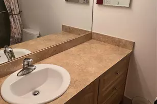 9531 S Seagrape Dr, Davie, FL 33324 - Photo 32