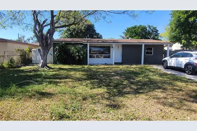 1821 NW 2nd Avenue, Pompano Beach, FL 33060 - Photo 2