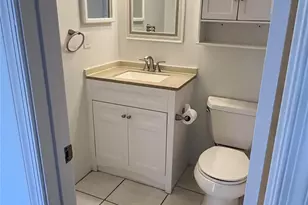 2423 NW 89th Dr, Coral Springs, FL 33065 - Photo 12