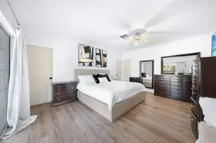 4221 NW 107th Ave, Coral Springs, FL 33065 - Photo 16