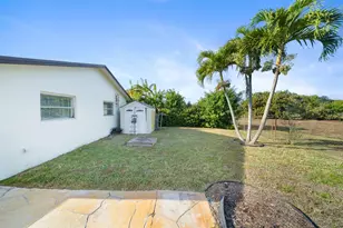 4221 NW 107th Ave, Coral Springs, FL 33065 - Photo 28