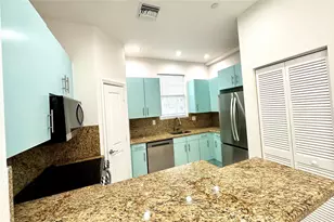 3213 NE 5th St, Pompano Beach, FL 33062 - Photo 2