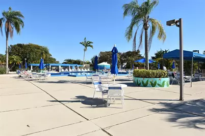 10120 Sunrise Lakes Boulevard #405, Sunrise, FL 33322 - Photo 8