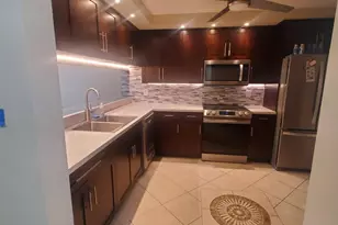 8040 Hampton Blvd, Pompano Beach, FL 33068 - Photo 10