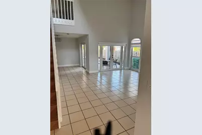 8201 NW 198th Street, Hialeah, FL 33015 - Photo 4