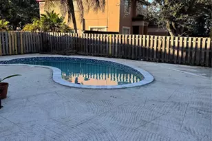 8201 NW 198th St, Hialeah, FL 33015 - Photo 22