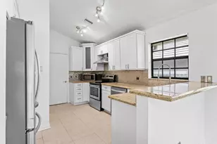 [Address not provided], Boynton Beach, FL 33472 - Photo 2