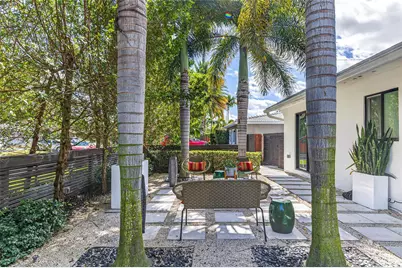 2701 NE 10th Terrace, Wilton Manors, FL 33334 - Photo 4