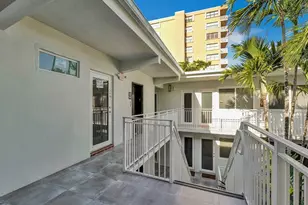 2430 NE 135th St, North Miami, FL 33181 - Photo 8