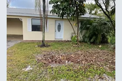 10202 Plant Drive, Palm Beach Gardens, FL 33410 - Photo 2