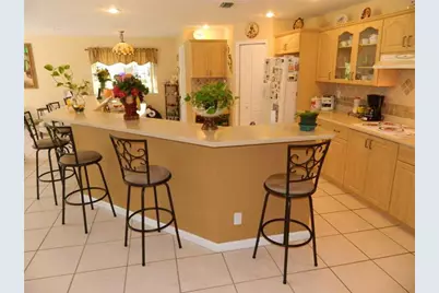 19301 NW 10th Street, Pembroke Pines, FL 33029 - Photo 2