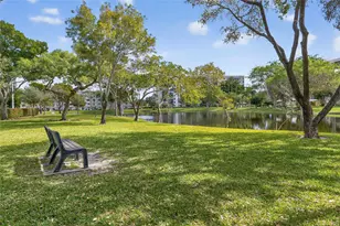 2215 Cypress Island Dr, Pompano Beach, FL 33069 - Photo 24