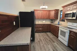 2701 Arcadia Dr, Miramar, FL 33023 - Photo 4