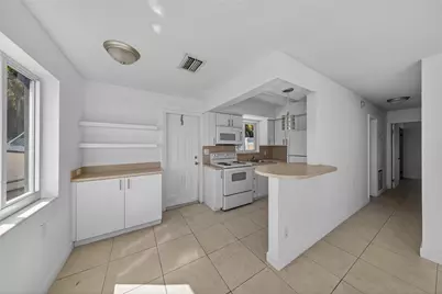 4331 NE 5th Avenue #4331, Oakland Park, FL 33334 - Photo 2