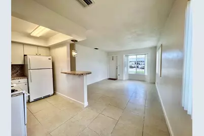 4331 NE 5th Avenue #4331, Oakland Park, FL 33334 - Photo 4