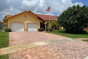 1721 NW 96th Ave, Plantation, FL 33322 - Photo 2