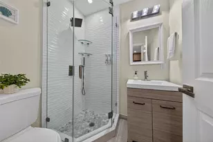 540 NE 59th Ct, Fort Lauderdale, FL 33334 - Photo 16