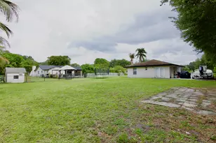 5191 SW 109th Ave, Davie, FL 33328 - Photo 20
