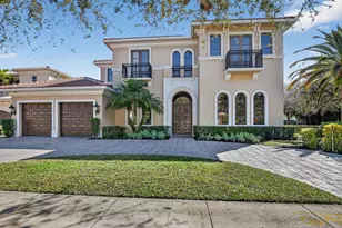17714 Lomond Ct, Boca Raton, FL 33496 - Photo 2
