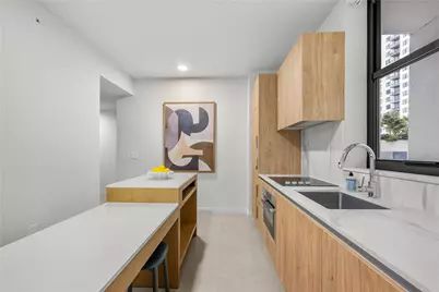 11 NE 6th Street #907, Miami, FL 33132 - Photo 10