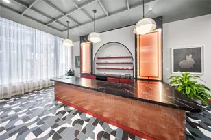 11 NE 6th St, Miami, FL 33132 - Photo 32