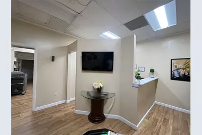 4700 W Prospect Road #103, Oakland Park, FL 33309 - Photo 4
