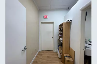 4700 W Prospect Road #103, Oakland Park, FL 33309 - Photo 8