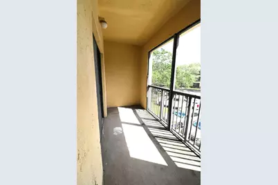 2445 SW 18th Terrace #907, Fort Lauderdale, FL 33315 - Photo 4