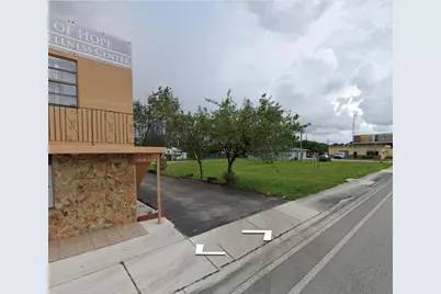 4444,4430 W, Hollywood, FL 33021 - Photo 2