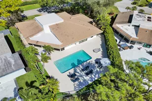 614 Lakewoode Circle W, Delray Beach, FL 33445 - Photo 32