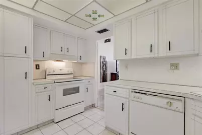 3333 NE 34th Street #1118, Fort Lauderdale, FL 33308 - Photo 10