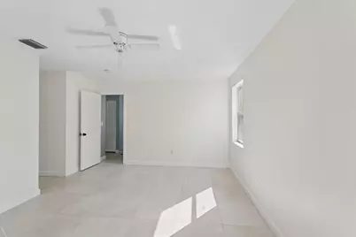 15895 NW 5th Street, Pembroke Pines, FL 33028 - Photo 12