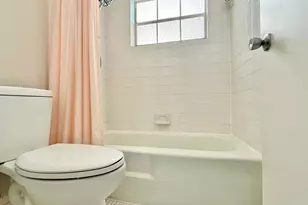 4401 NW 41st St, Lauderdale Lakes, FL 33319 - Photo 18